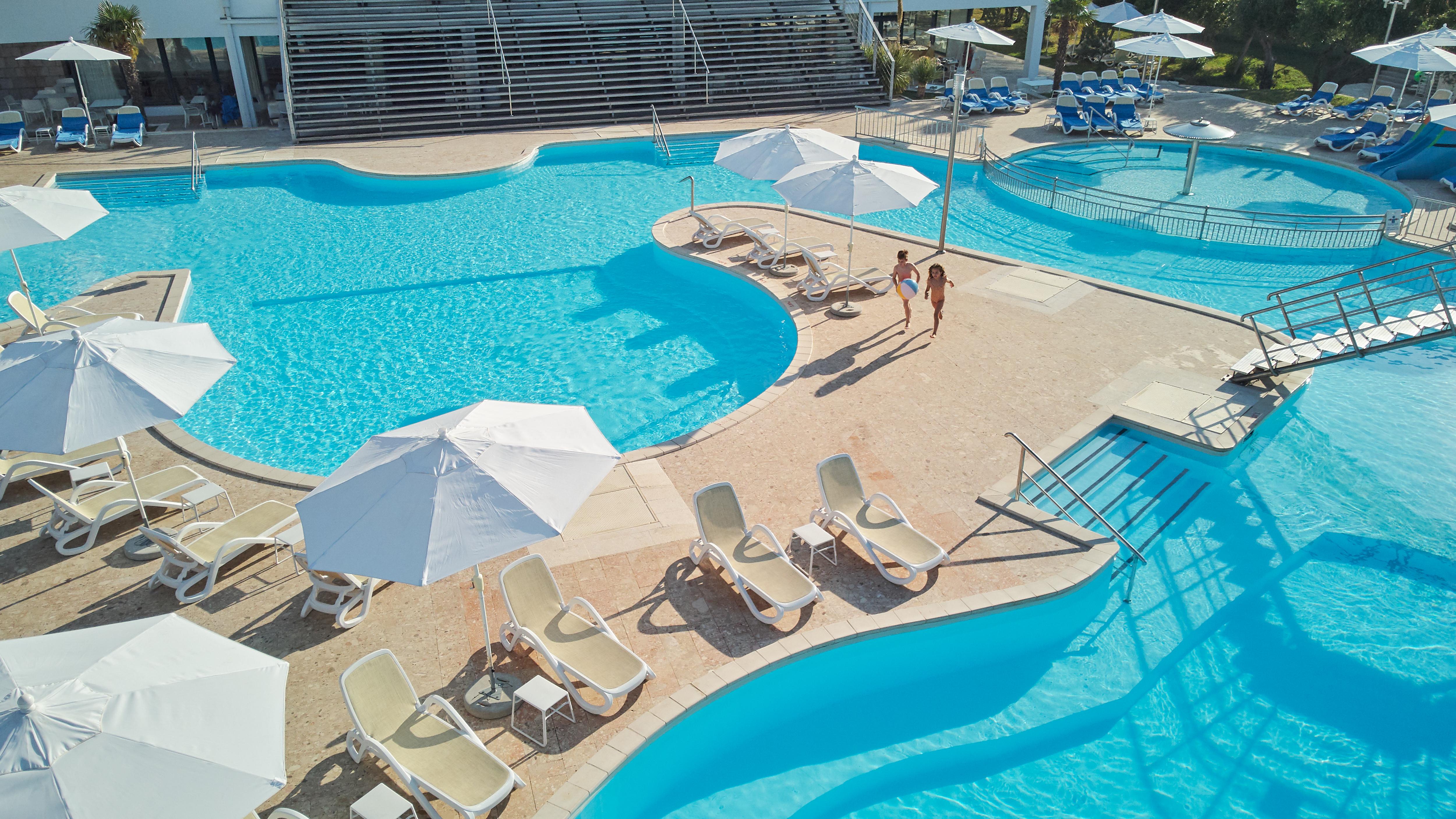 Bluesun Hotel Neptun Tučepi Exterior foto