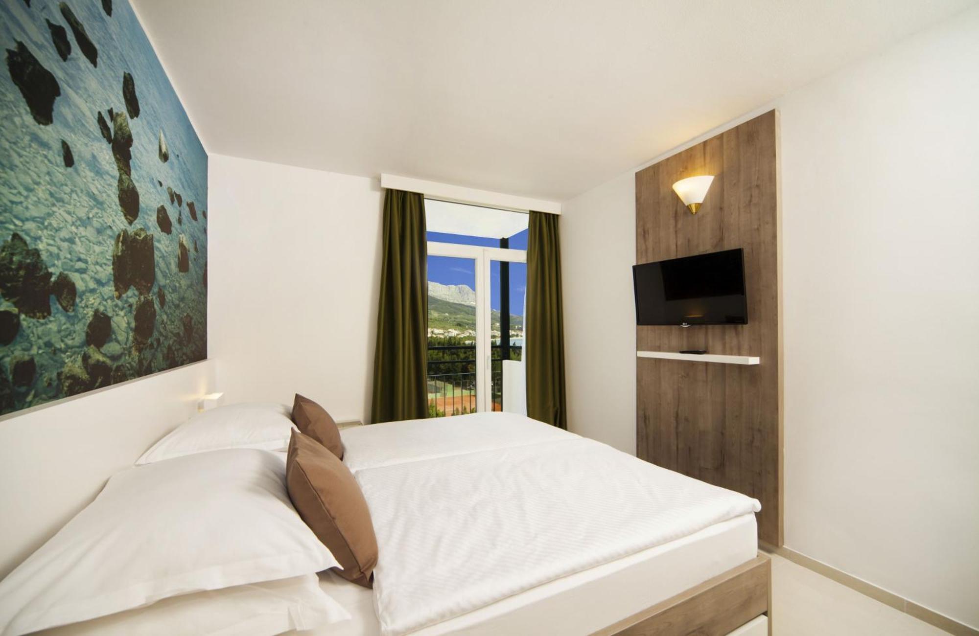 Bluesun Hotel Neptun Tučepi Quarto foto