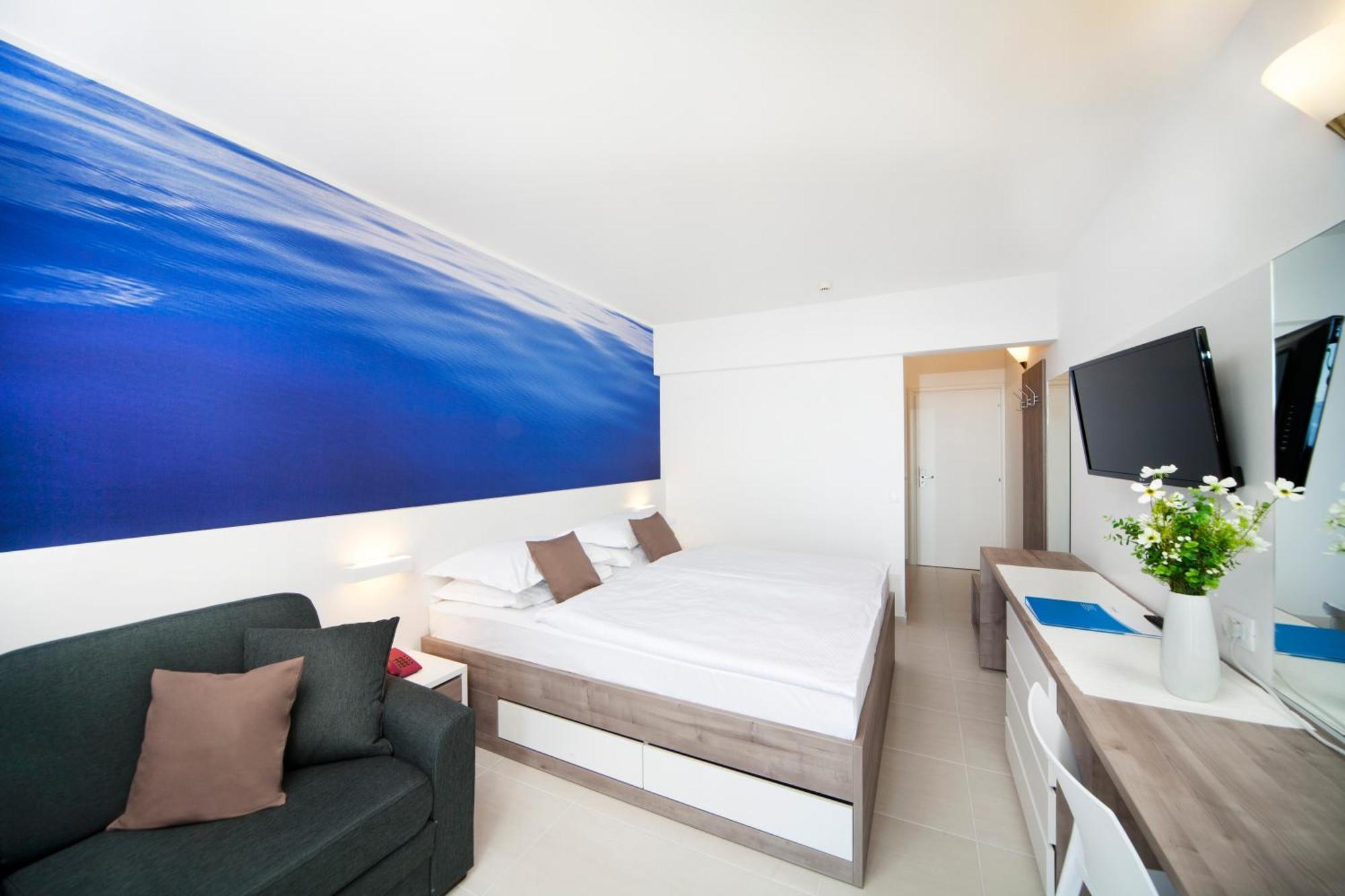 Bluesun Hotel Neptun Tučepi Quarto foto