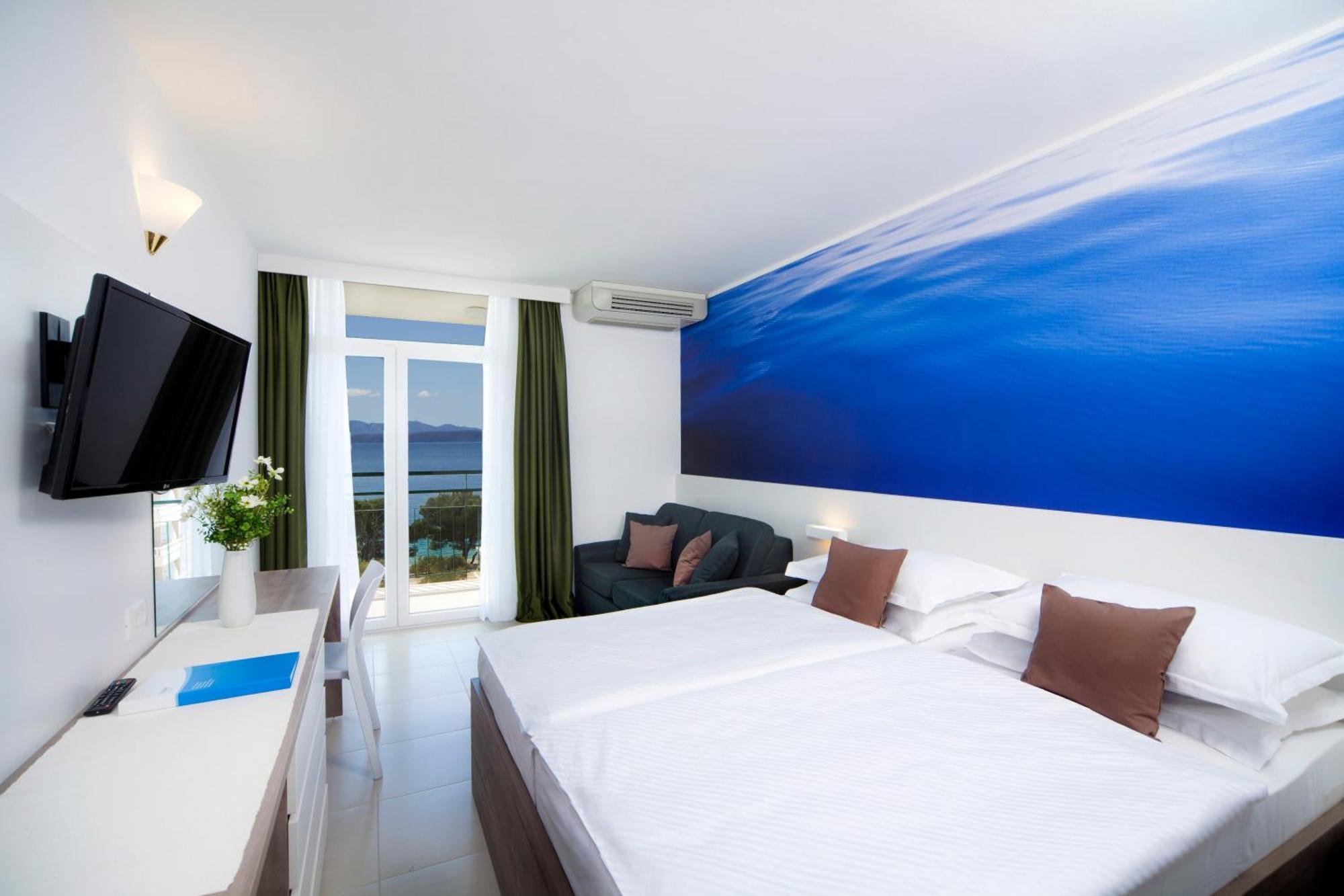 Bluesun Hotel Neptun Tučepi Quarto foto